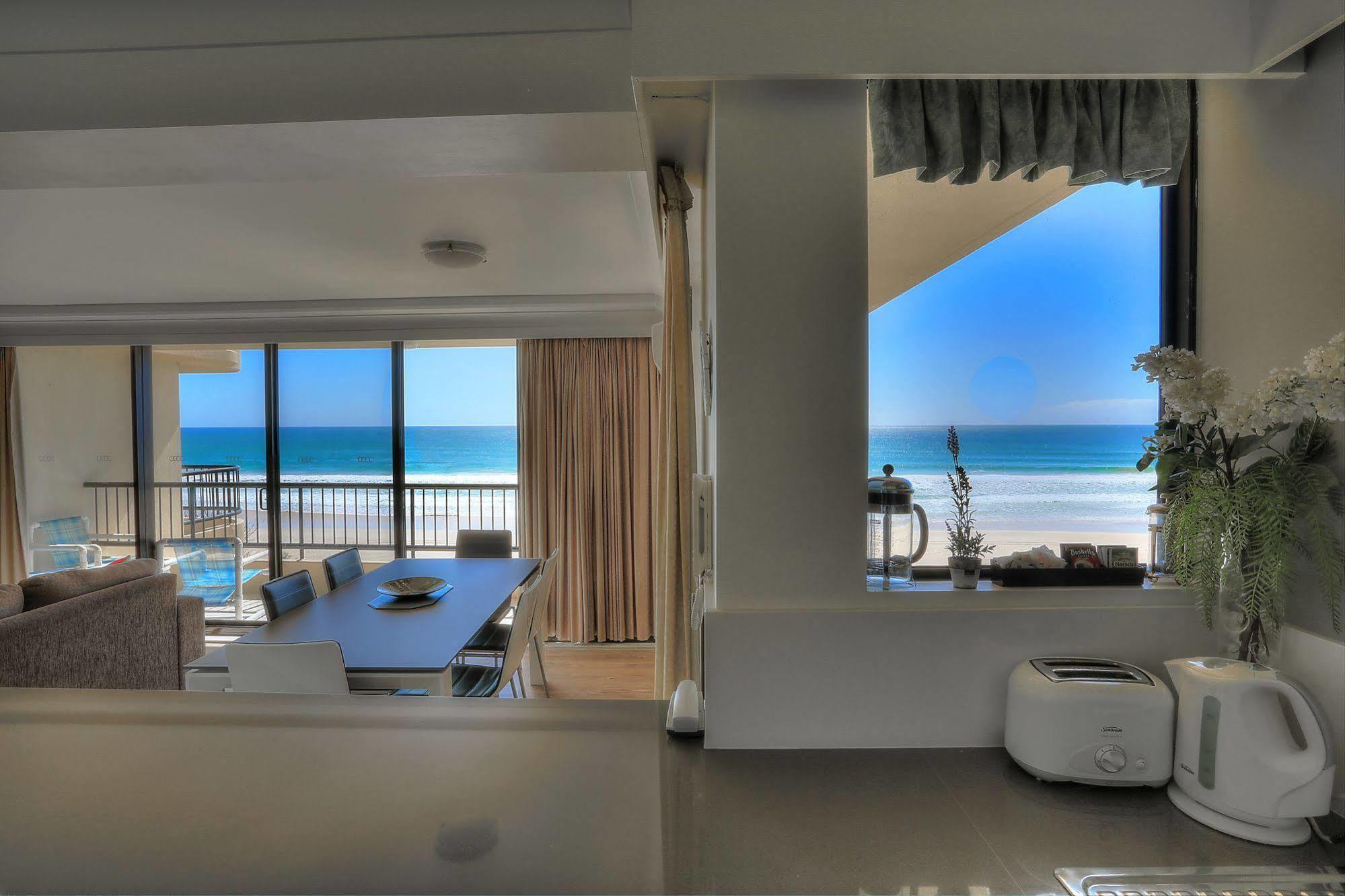 Pelican Sands Beach Resort Gold Coast Ngoại thất bức ảnh